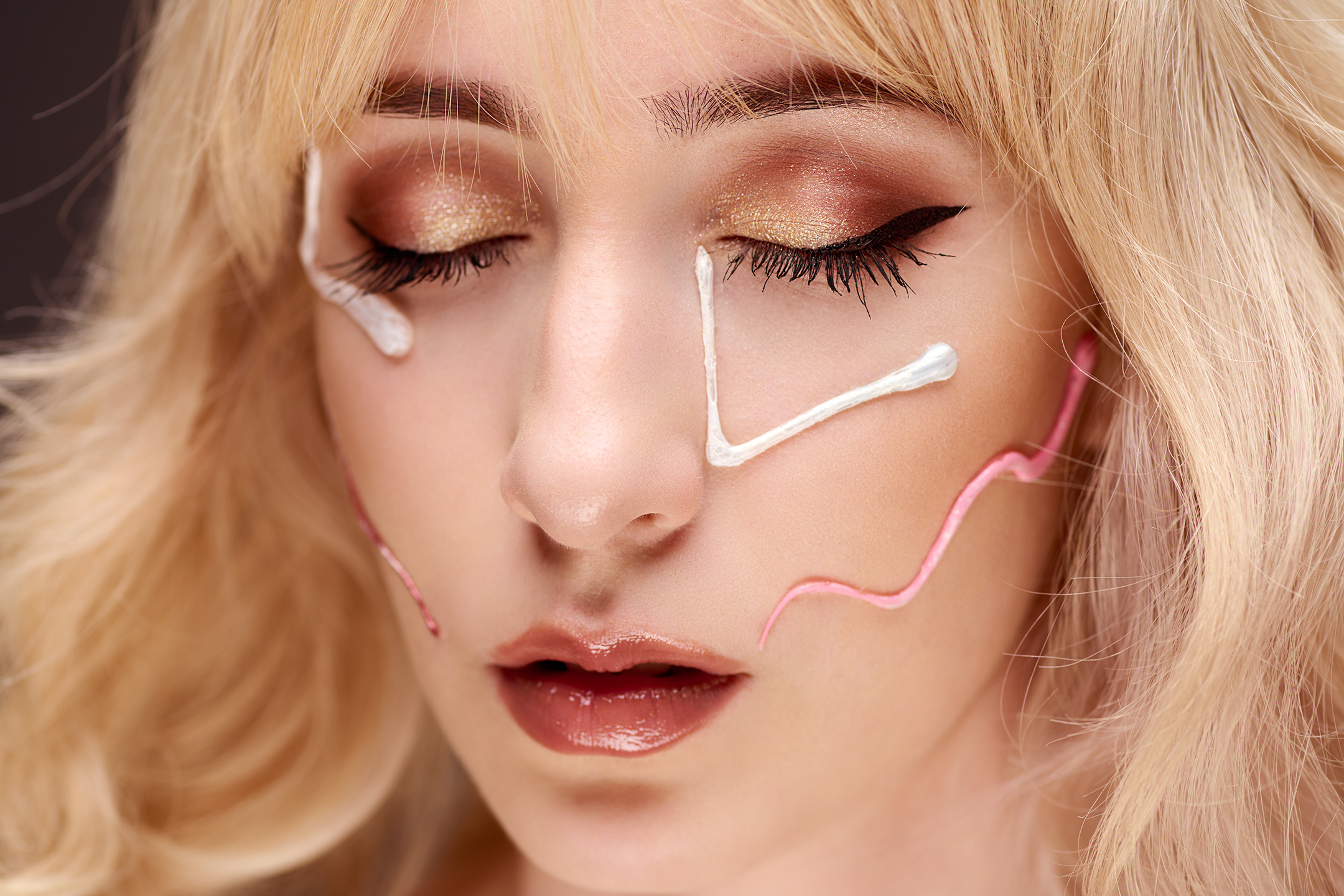Woman with 3D makeup